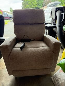 Lift chair