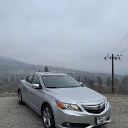 2013 Acura Ilx