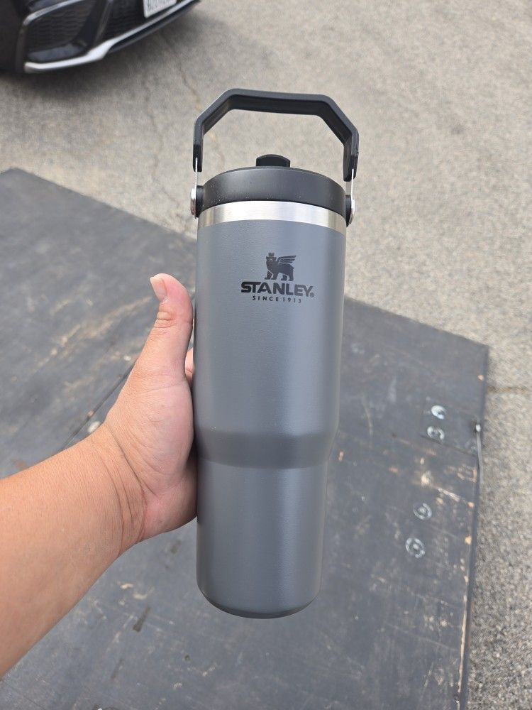 Stanley Cup 30oz Black Grey