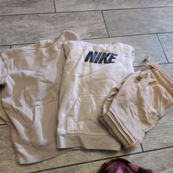 Nike/ Cotton Onn Bundle