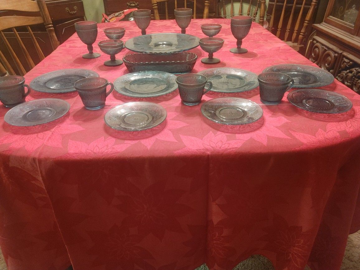 Dinner Set Blue Tiara