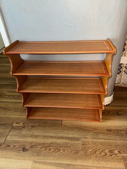 5 layer practical storage rack, shoe rack, space-saving design, multi-layer independent storage rack, wood grain finish, easy to assemble, self-suppor