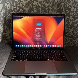 MacBook Pro 13-inch, 2017, Two Thunderbolt 3 ports w/ Windows 10