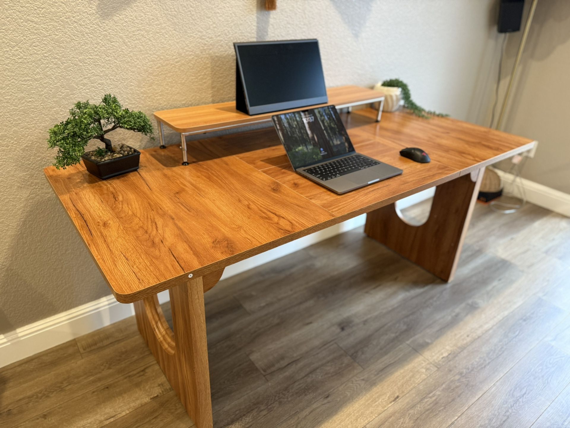 TribeSigns 71” Executive Desk