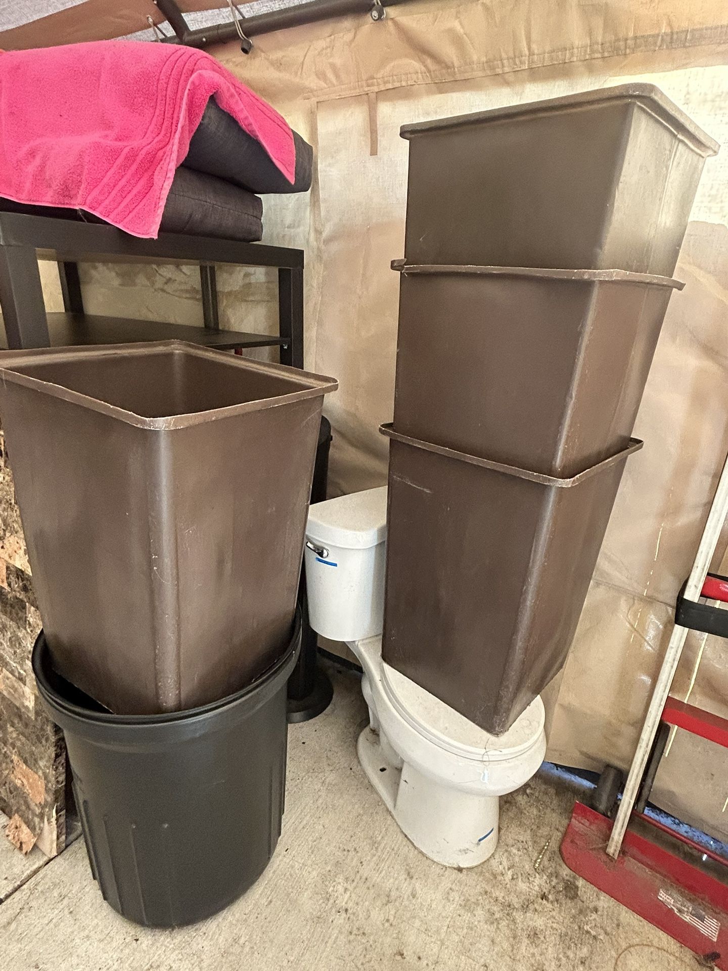 Los 4 Botes Para La Basura X $100