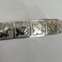 Hawaiian Turtle Pattern Solid Sterling Silver Bangle Bracelet