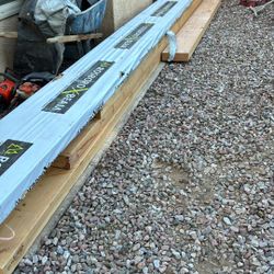 6 Wood Beam  And 1 Glued Lamb Beam ,  3 Play Wood 