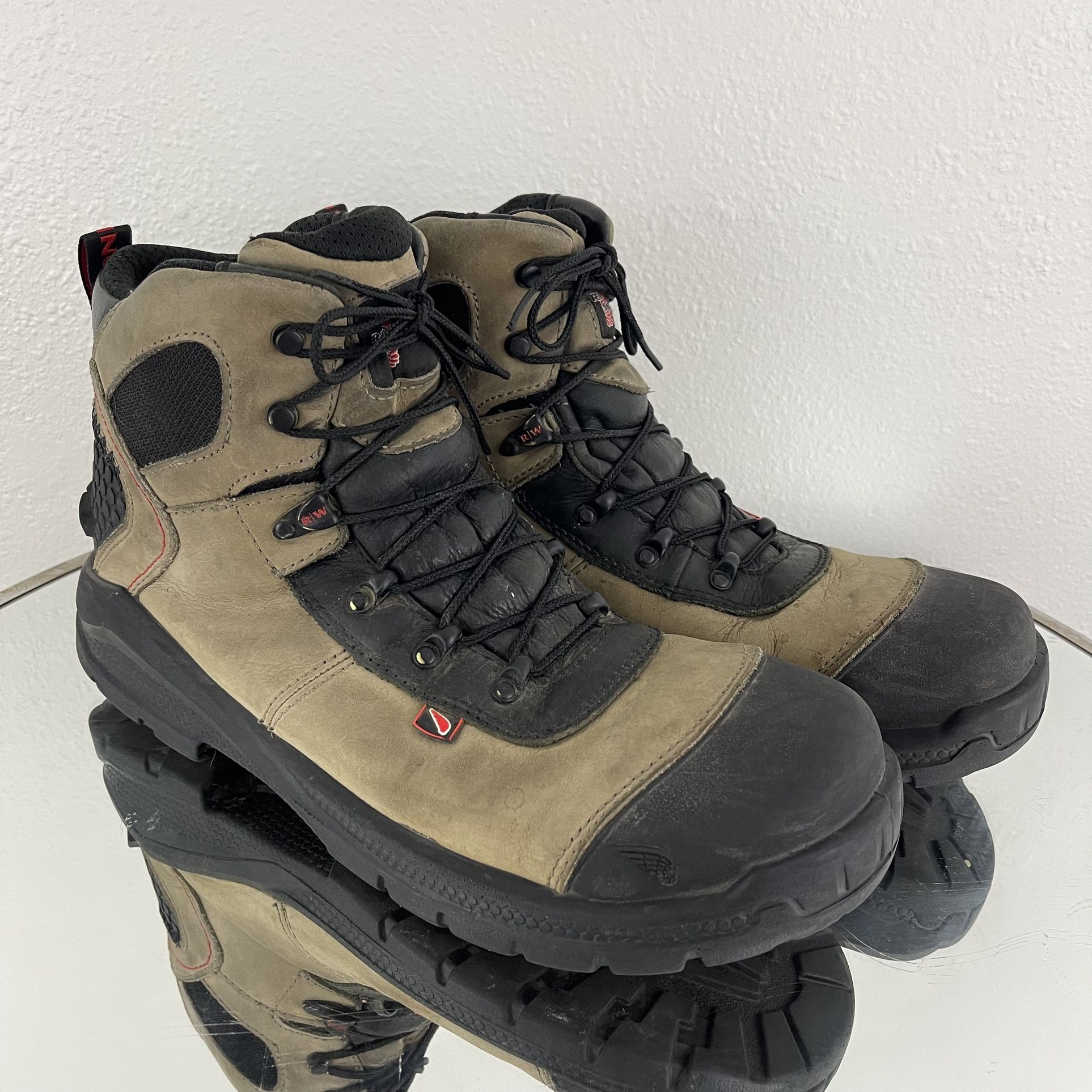 RED WING Mens Tan Nubuck Leather CRV 6 Inch Safety Aluminum Toe Work Boot 4426