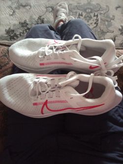 Nikes 7 1/2 Great Condition 