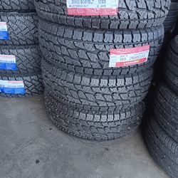 4 New Tires Installed/ 4 Llantas Nuevas Instaladas 31/10.50/15 Land Spider Tires