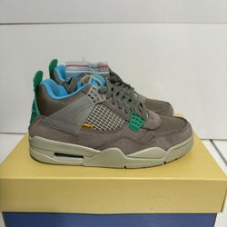 Air Jordan 4 Retro 