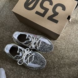 Yeezy Zebras Size 9.5