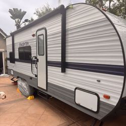 2020 Gulf Stream Enlighten 25BH