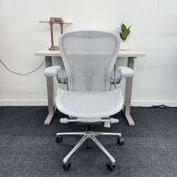 BRAND NEW HERMAN MILLER REMASTERED AERON CHAIR SIZE C, MINERAL  COLOR WITH POLISHED ALUMINUM FINISH! WITH POSTURE-FIT SL!