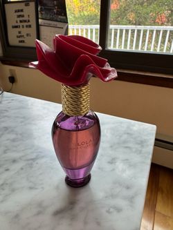 Marc Jacobs Lola Perfume Bottle NEW