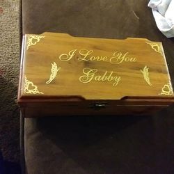Jewelry box