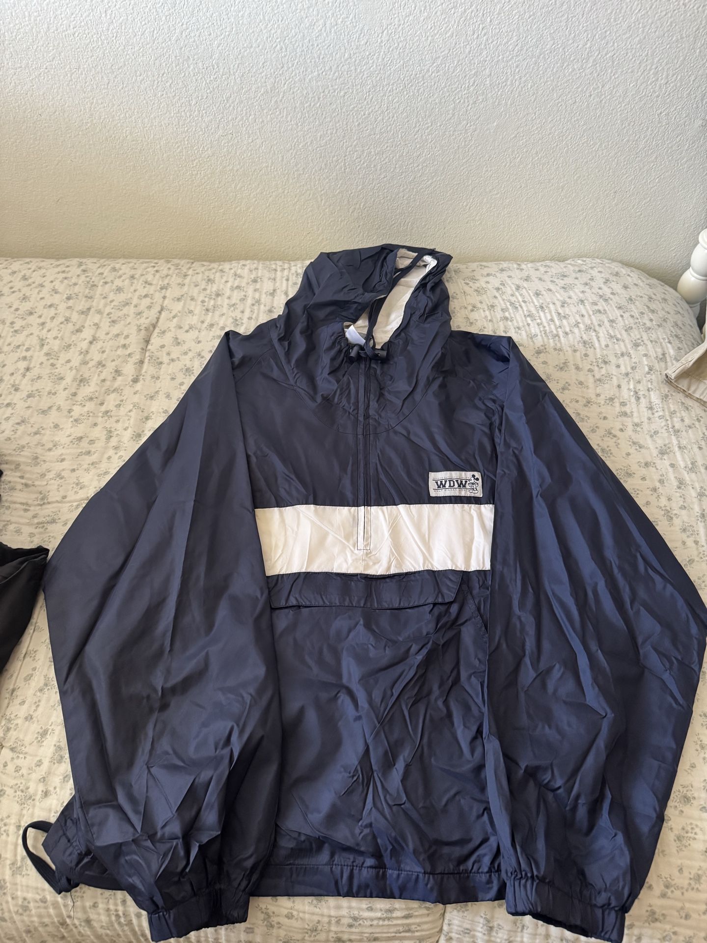 Walt Disney World Windbreaker