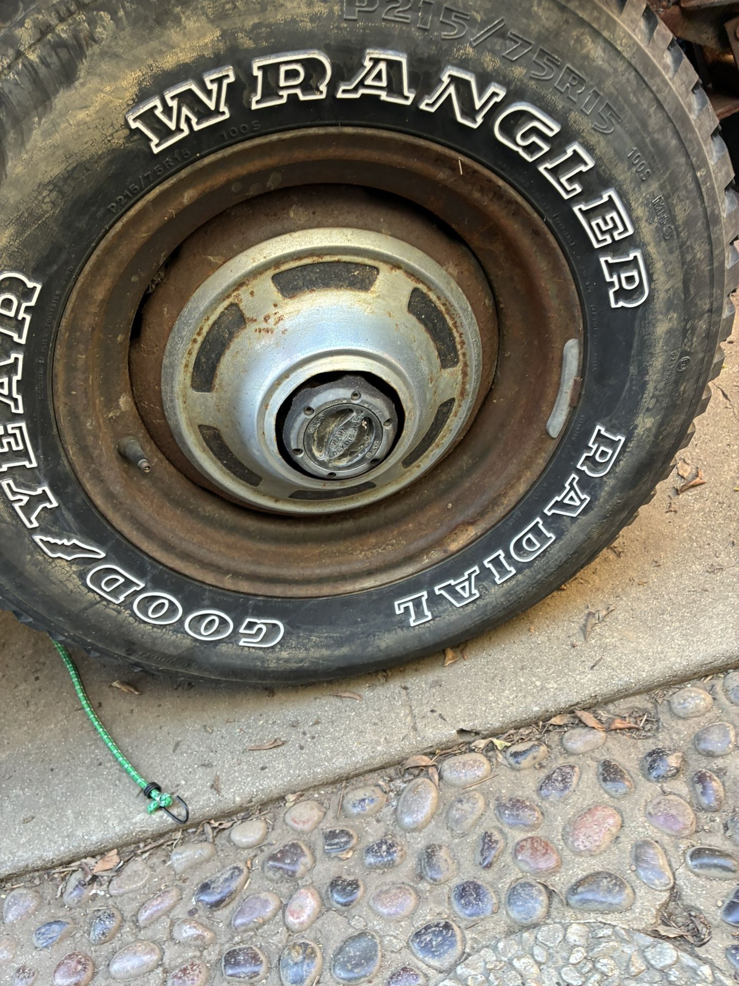 Toyota Land Cruiser Tires And Hub Caps