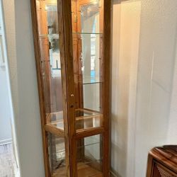 Display Cabinet With Light And 4 Shelves