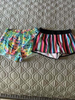 Shorts Size Small 3-5