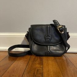Beautiful Etienne Aigner Leather Crossbody 