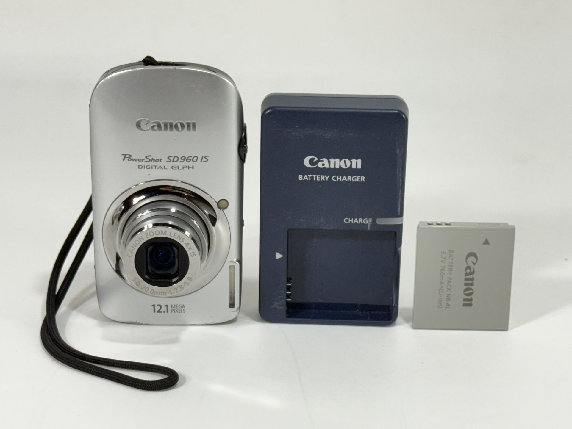 Canon PowerShot SD960 IS ELPH 12.1MP Silver Digital Camera with Battery, Charger