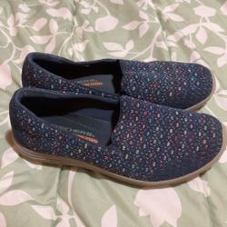 Skechers Shoes