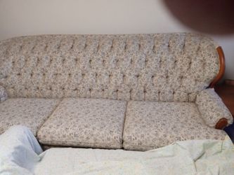 England Corssair Three Person Couch and Also Two Person Love Seat