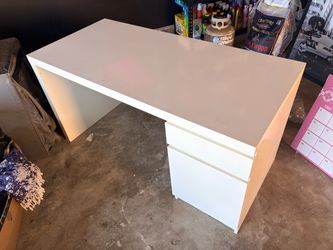 White Vanity Desk