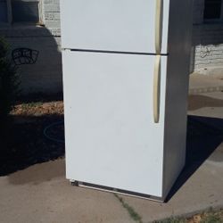 Frigidaire Refrigerator