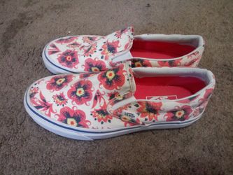 Vans size (7.5 women)(6.0 men)