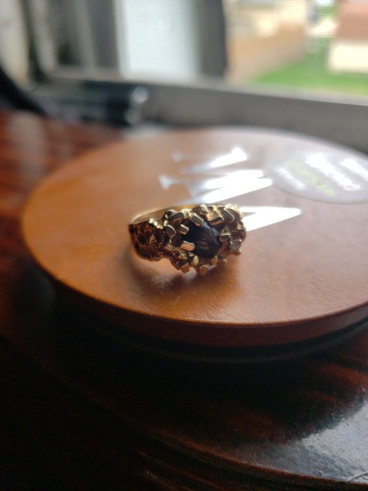 Black Sapphire 10k Solid Gold Nugget Ring With Diamond.