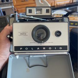 Polaroid Camera 