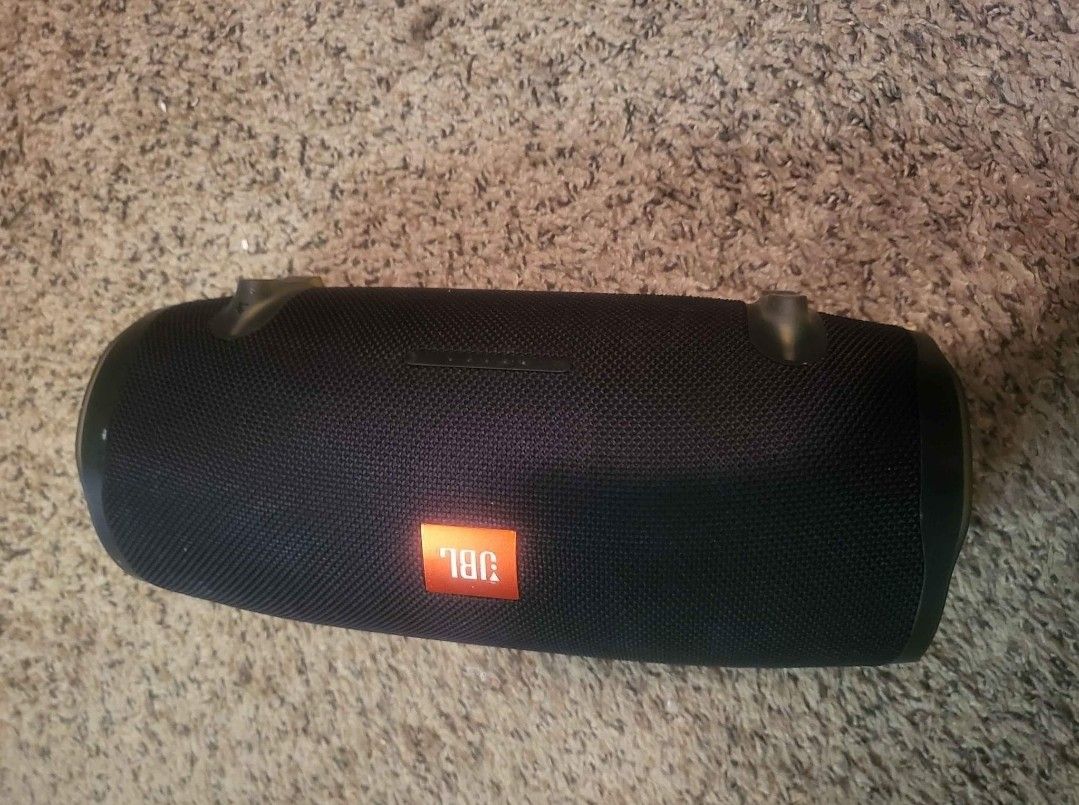 JBL Xtreme 2, Waterproof Portable Bluetooth Speaker, Black. Used but in great condition. No charge