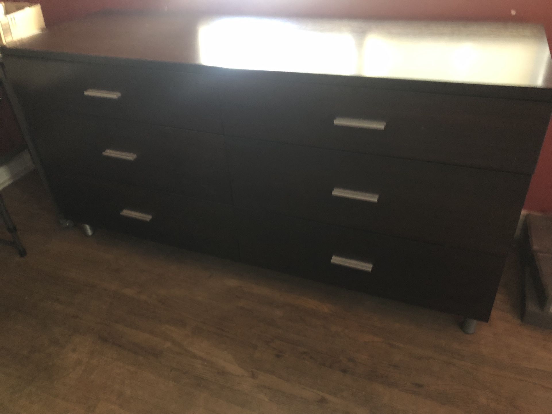 Cal King Bedroom Set