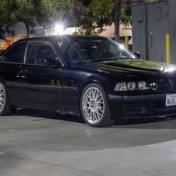 1992 BMW 325i