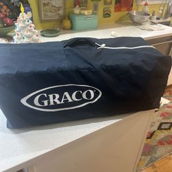 Graco  Pack N Play Navy Blue