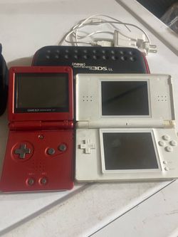Nintendo sp and Nintendo ds lite broken and repair lot