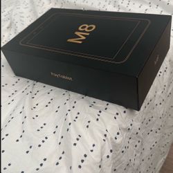 M8 Pay tablet