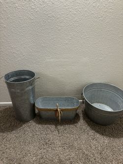 Misc Metal Farmhouse Accents 