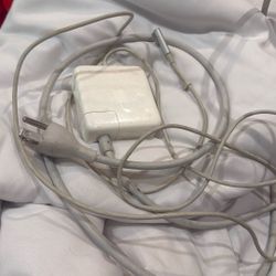 MacBook Pro Charger 60W L-tip 