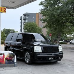 2003 Cadillac Escalade