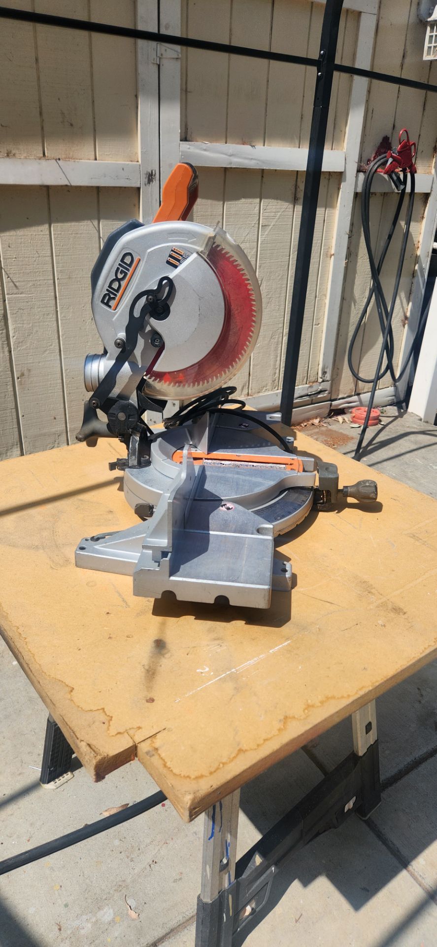 10in rigid miter saw with carbide blade