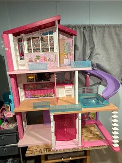 Barbie dream house