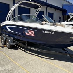 Chaparral 21ssi Boat