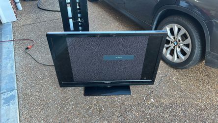 42 inch Insignia LCD TV