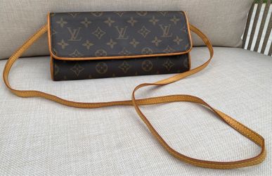 Louis Vuitton Monogram Crossbody Clutch Bag