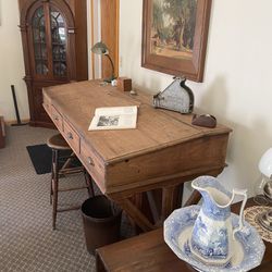 1800 Slanted Work Table Lancaster Pa