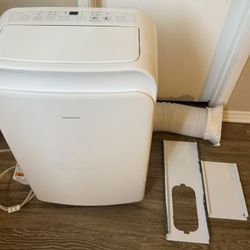 INSIGNIA 300 Sq. Ft. Portable Air Conditioner (NS-AC07PWH1) 7000 BTU