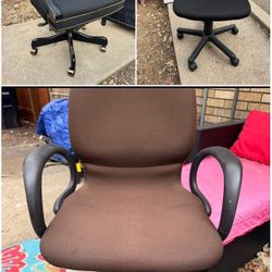 3 Office Chairs 